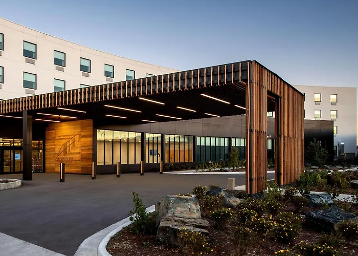 Wyndham Garden Winnipeg Airport